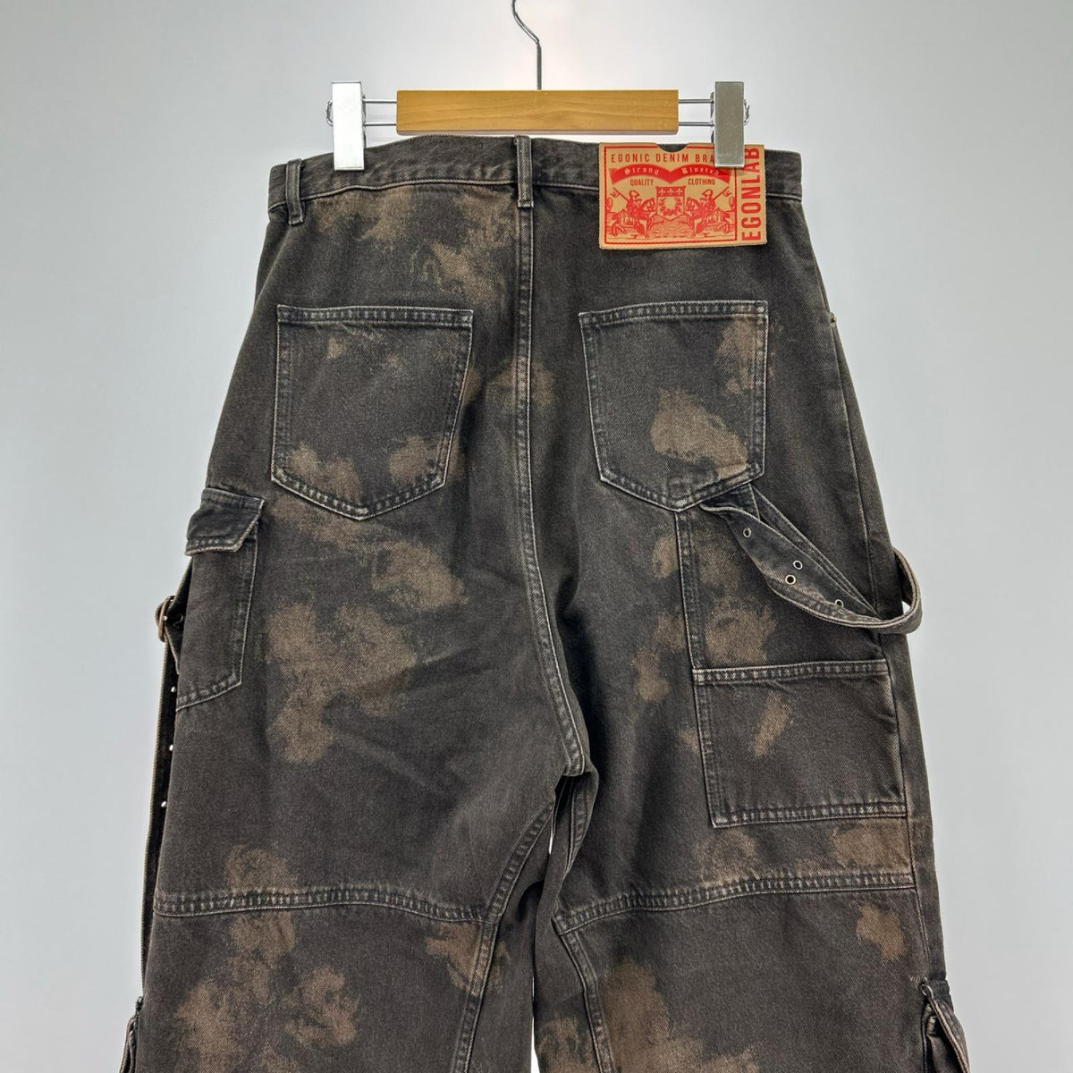 デニムパンツ EGONlab 24AWDENIM CARGO ELEV ATED AW24 DN 002 B 黒(M) M ブラウン