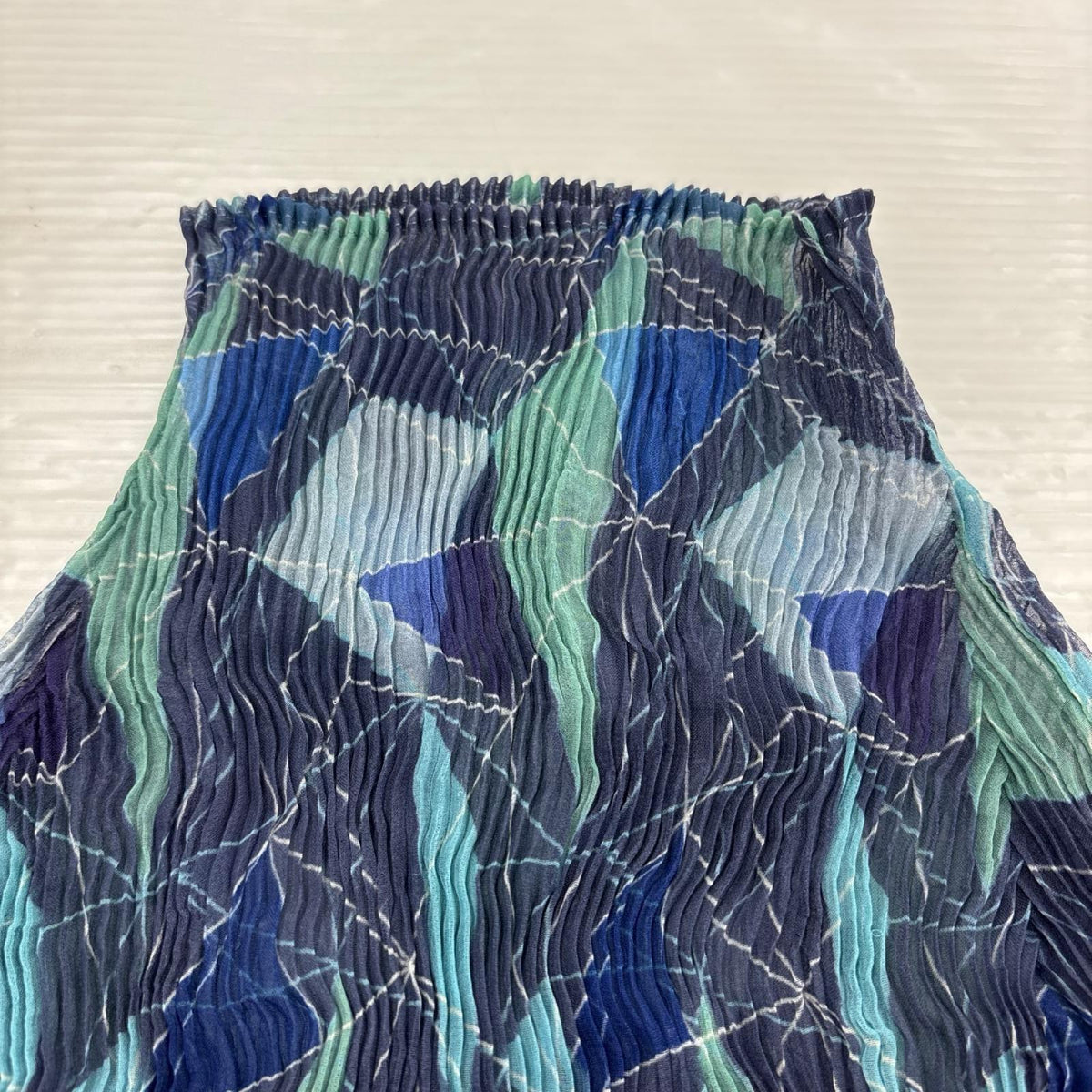 長袖Tシャツ 幾何学模様 ハイネック Size2 2