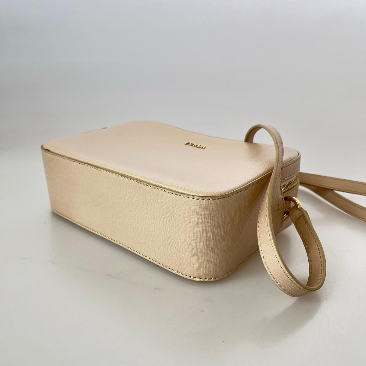 ショルダーバッグ FURLA ショルダーバッグ ベージュ