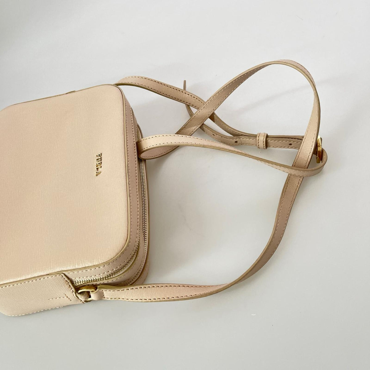 ショルダーバッグ FURLA ショルダーバッグ ベージュ