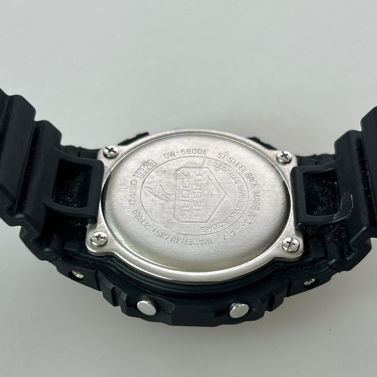 腕時計 G-SHOCK DW-5600E ブラック