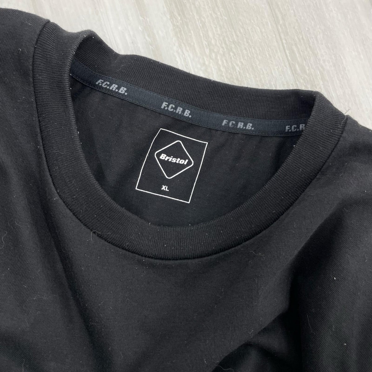 半袖Tシャツ F.C.Real Bristol EMBLEM POCKET TEE-XL ブラック