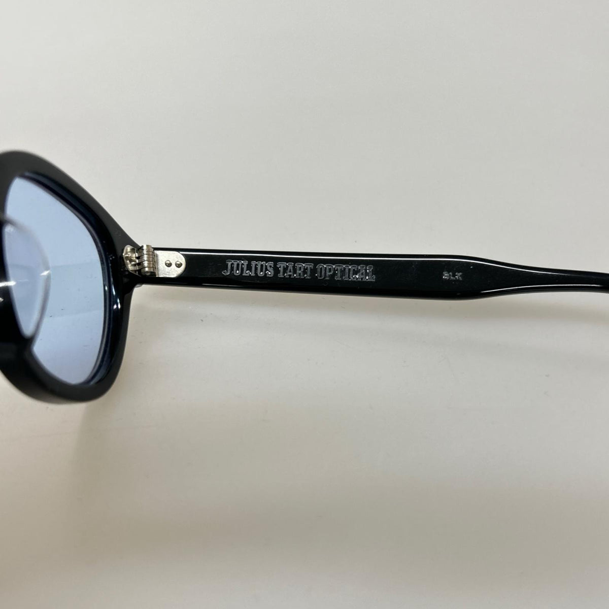 その他アクセサリー JULIUS TART サングラス ブルーカラーレンズ ブラック