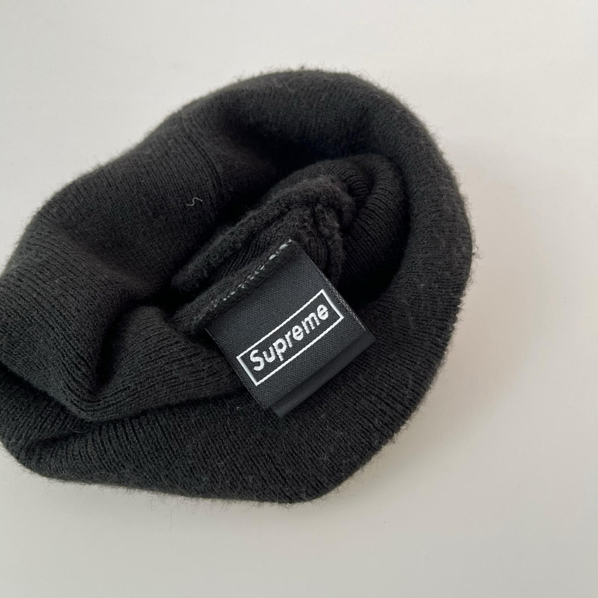 ニットキャップ 22AW/×NEW ERA Box Logo Beanie/ブラック ブラック