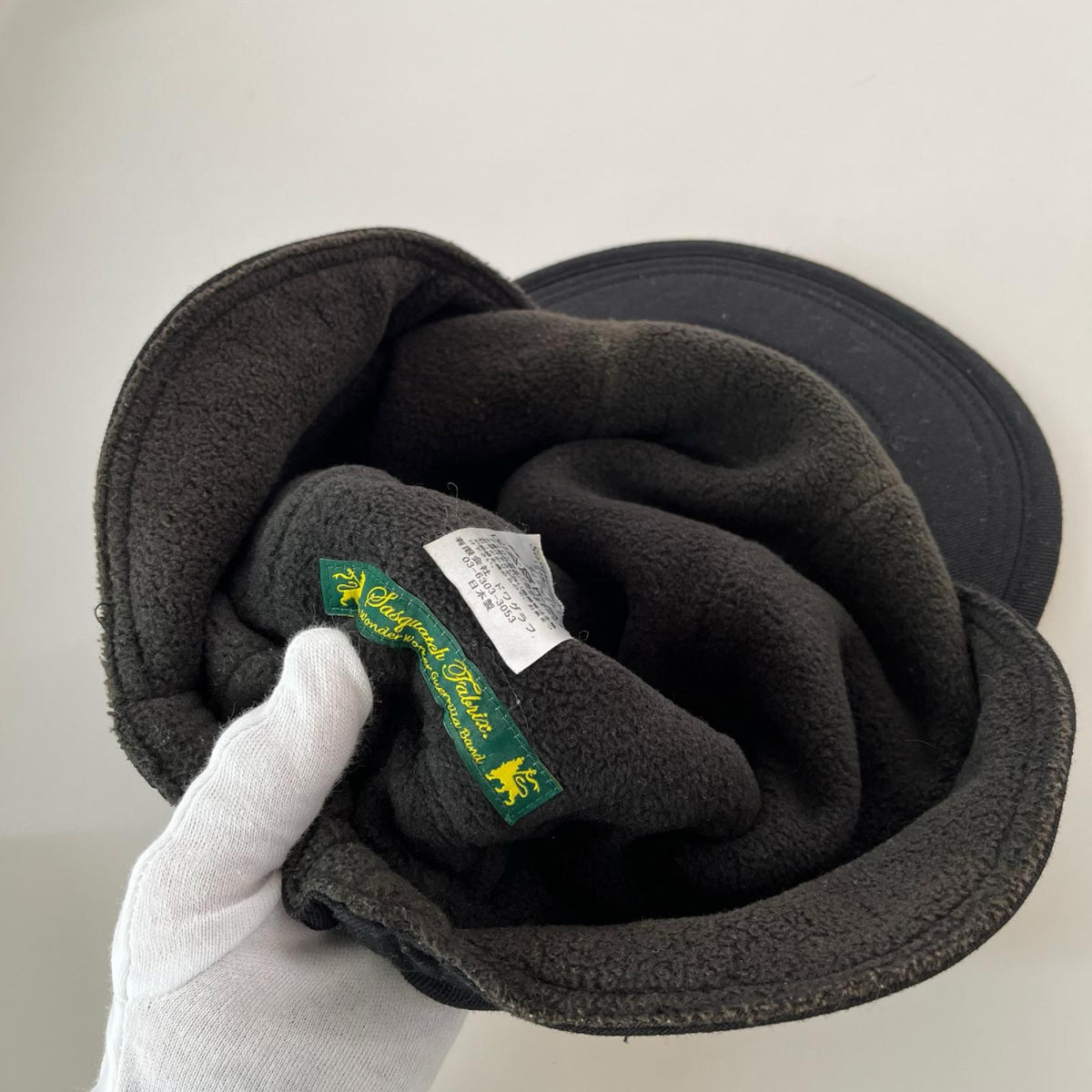 キャップ EARMUFFS CAP/ブラック ブラック
