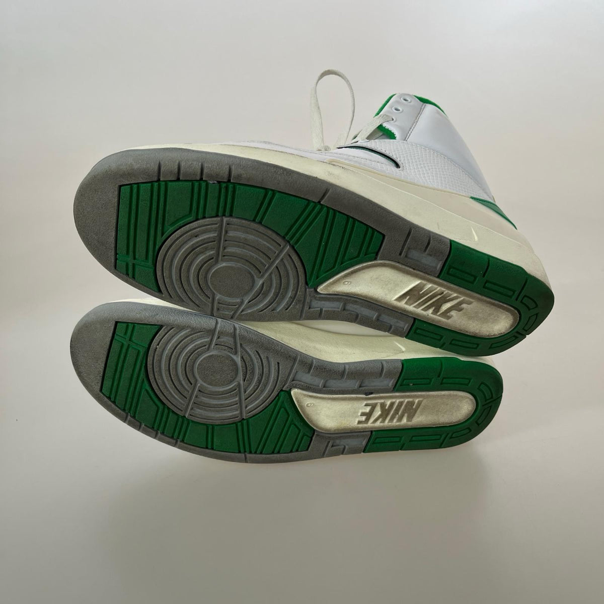 スニーカー Air Jordan 2 Retro Lucky 白緑 (27.0) 27cm (US9 UK8 1/2 EU44)