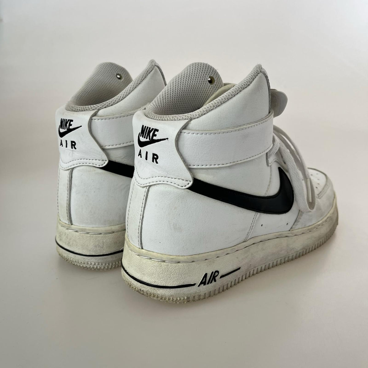 スニーカー AIR FORCE 1 HIGH 07 白 (25.0) 25cm (US7 UK6 1/2 EU40) ホワイト