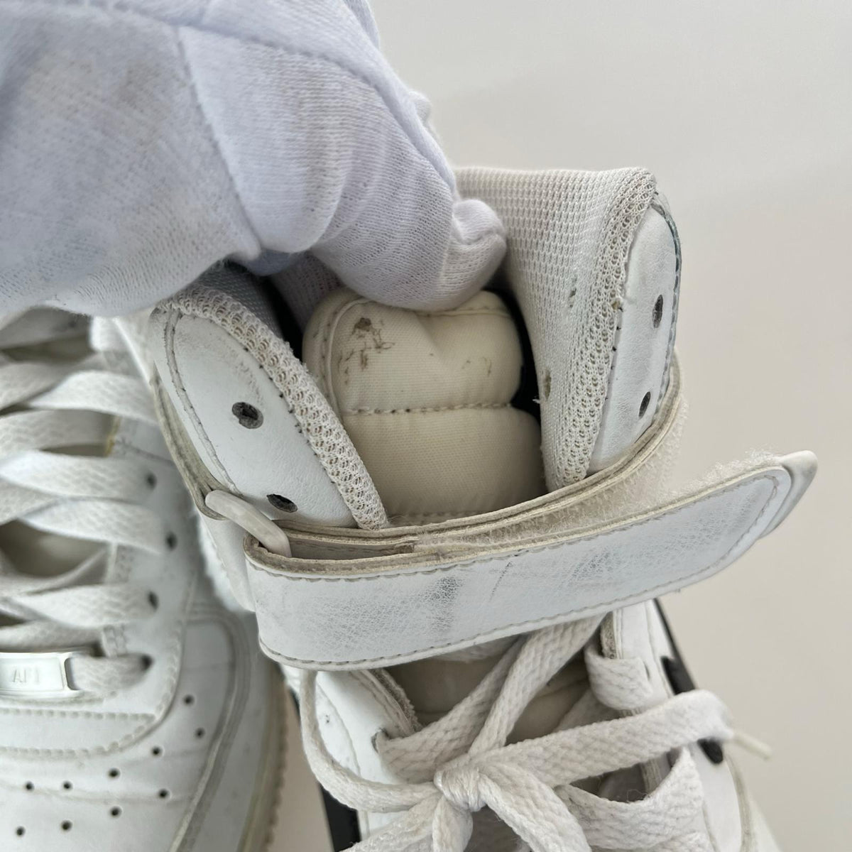 スニーカー AIR FORCE 1 HIGH 07 白 (25.0) 25cm (US7 UK6 1/2 EU40) ホワイト