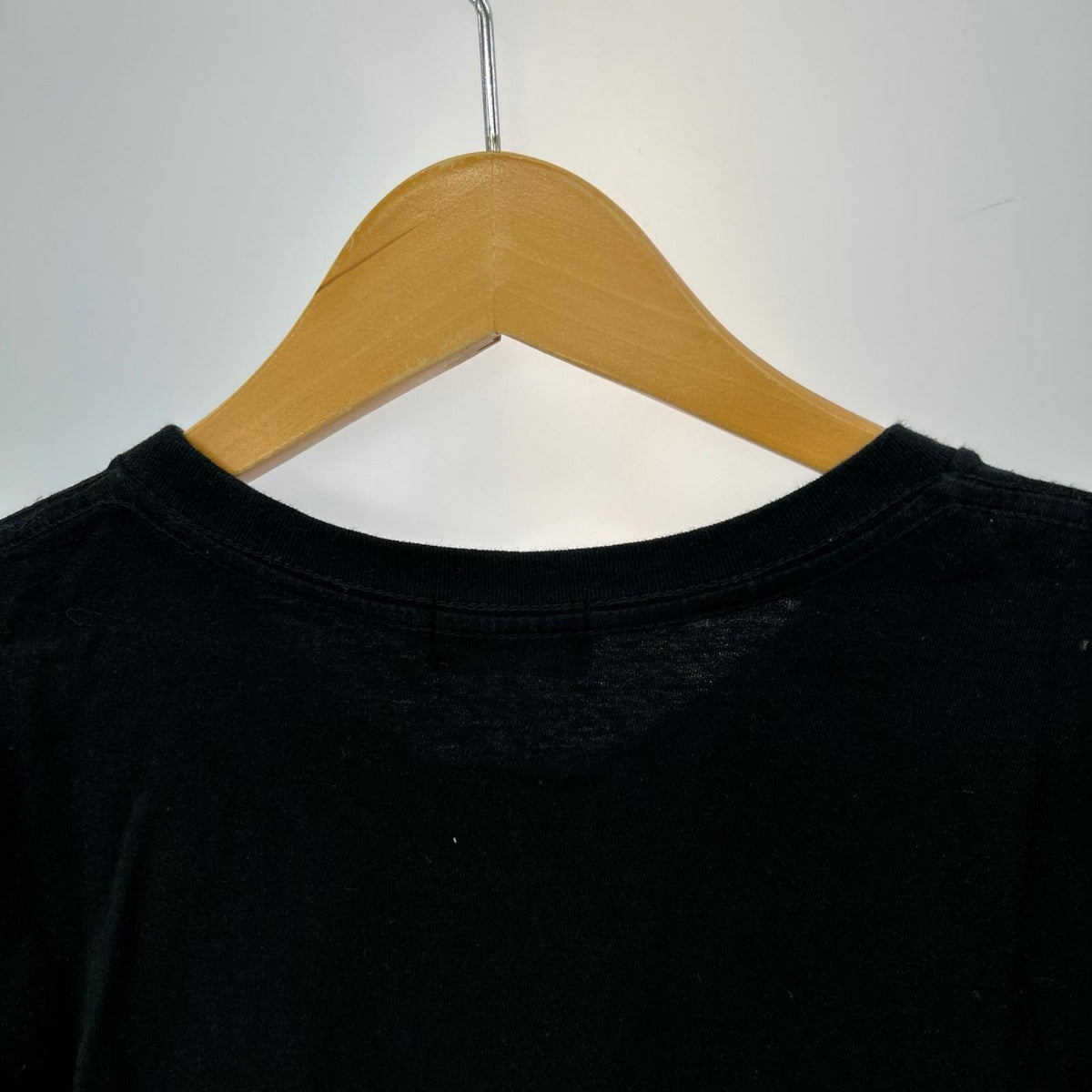 半袖Tシャツ ブラック / 1984 グラフィックプリント / M M ブラック
