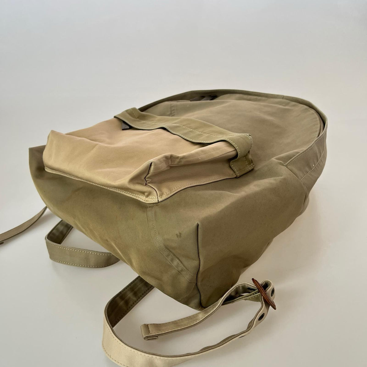 リュック・デイパック waccowacco Burberry リメイクバックパック カーキ