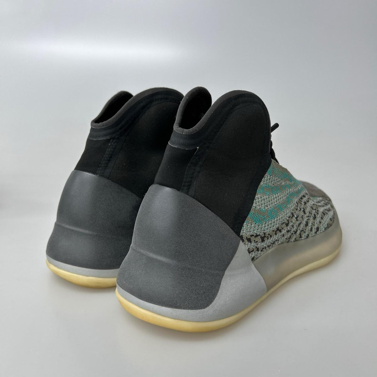 スニーカー YEEZY QNTM TEAL BLUE 27 27cm (US9 UK8 1/2 EU44) グレー