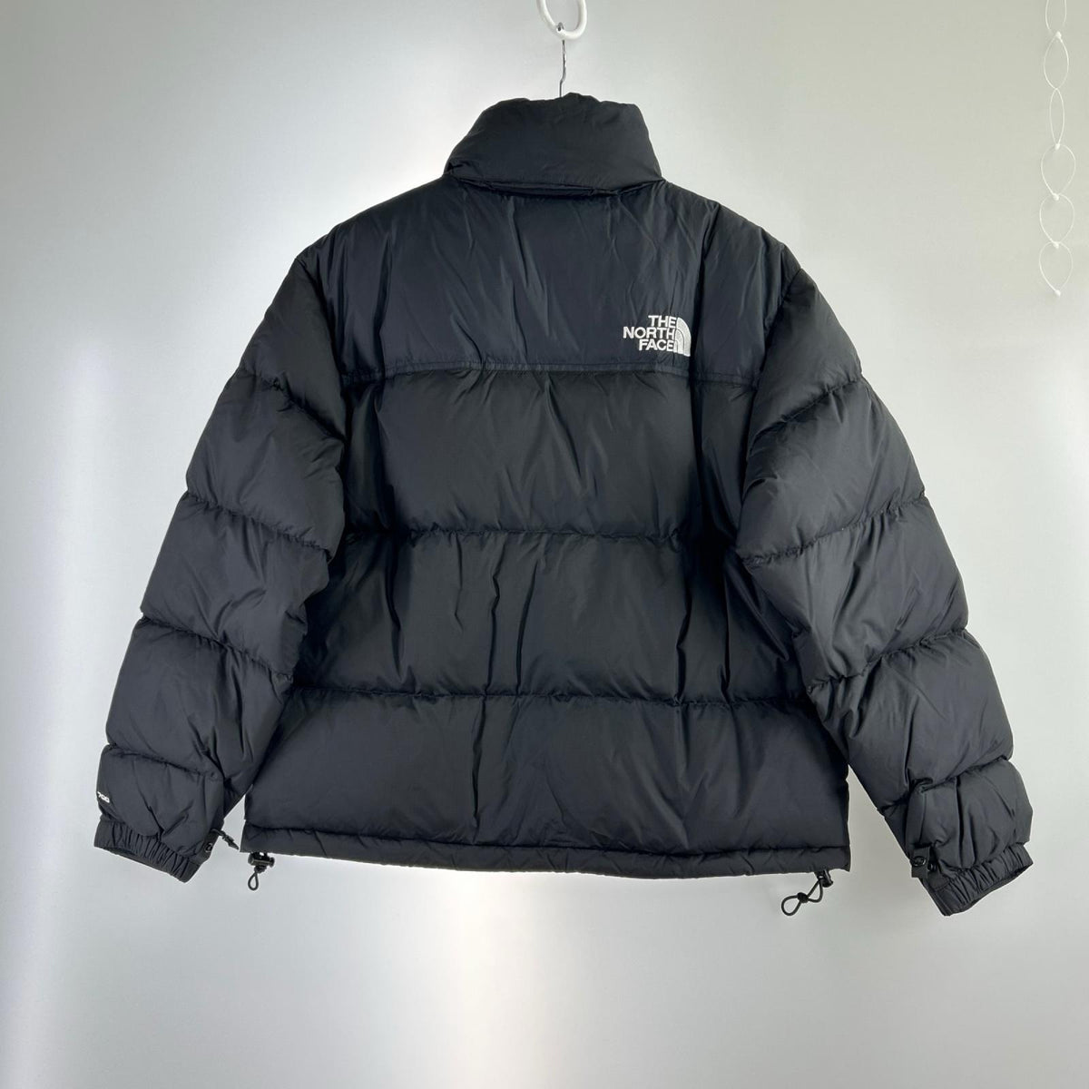 ダウンジャケット RETRO NUPTSE M ブラック