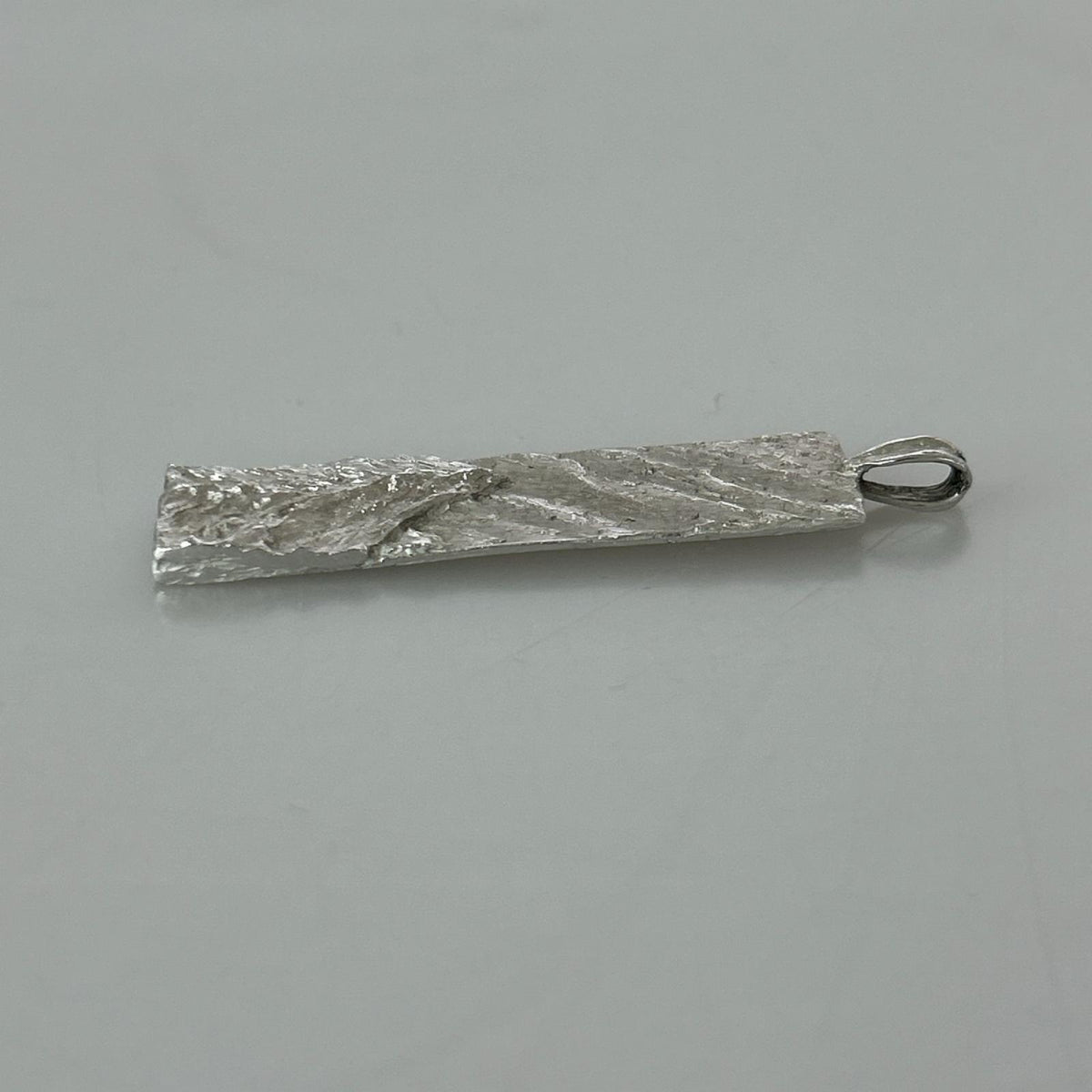 その他アクセサリー 岩倉康二 SILVER ペンダントトップ 山 シルバー