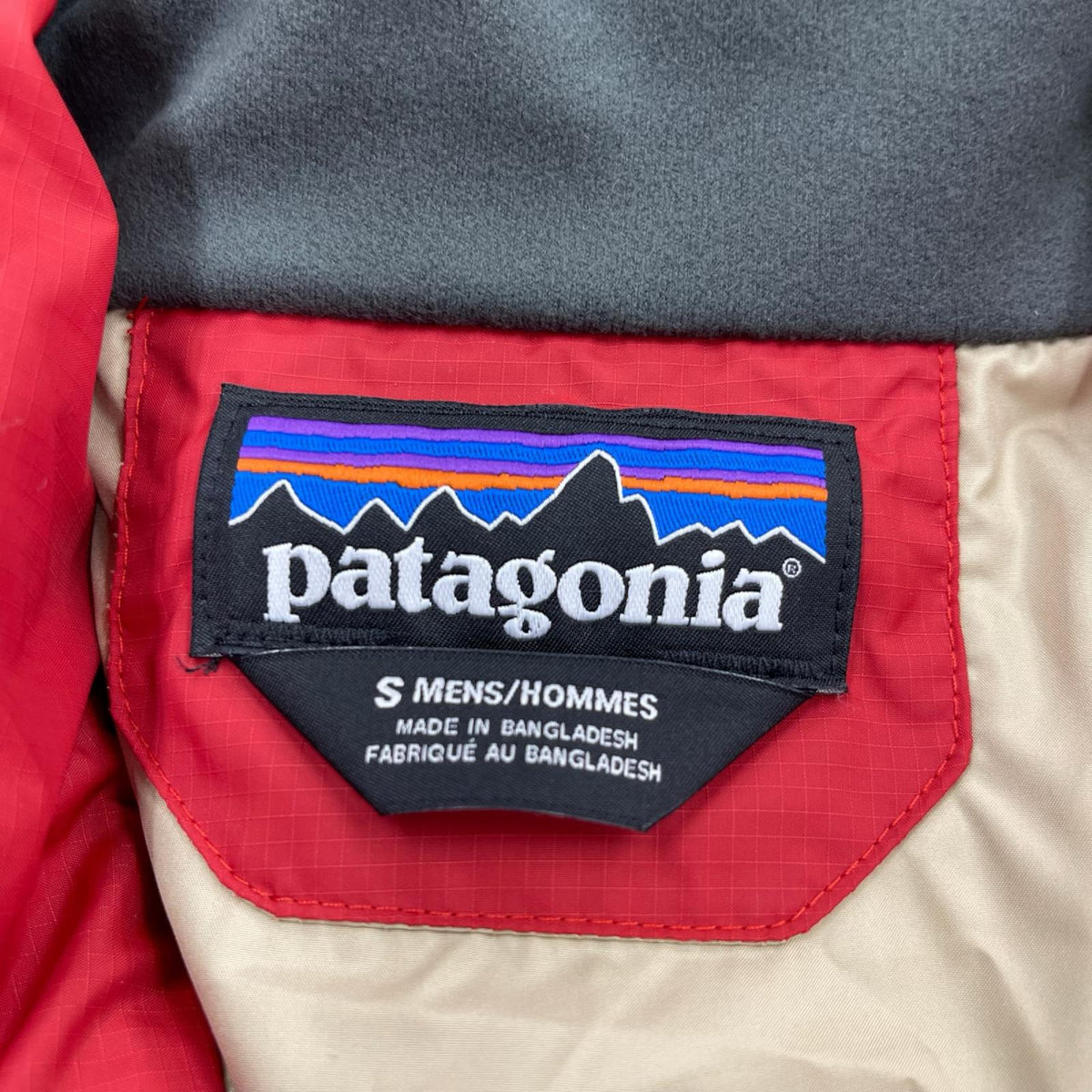 ダウンジャケット Rubicon Down Jacket S レッド