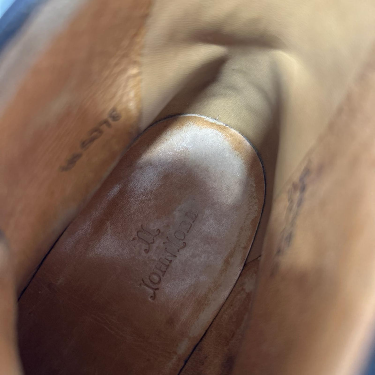 シューズ JOHN LOBB VARESEチャッカブーツ ブラック