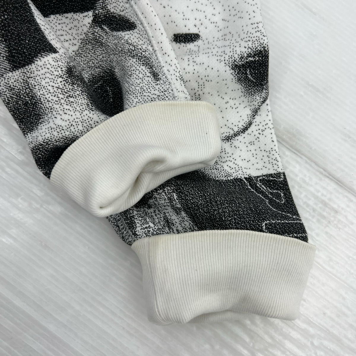 パーカー STUSSY 総柄コラージュジップパーカー M