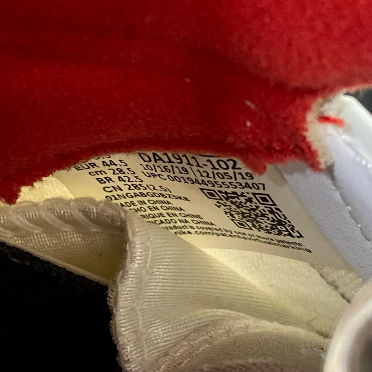 スニーカー JORDAN BRAND AIR JORDAN 5 RETRO 28.5cm (US10 1/2 UK10 EU47)