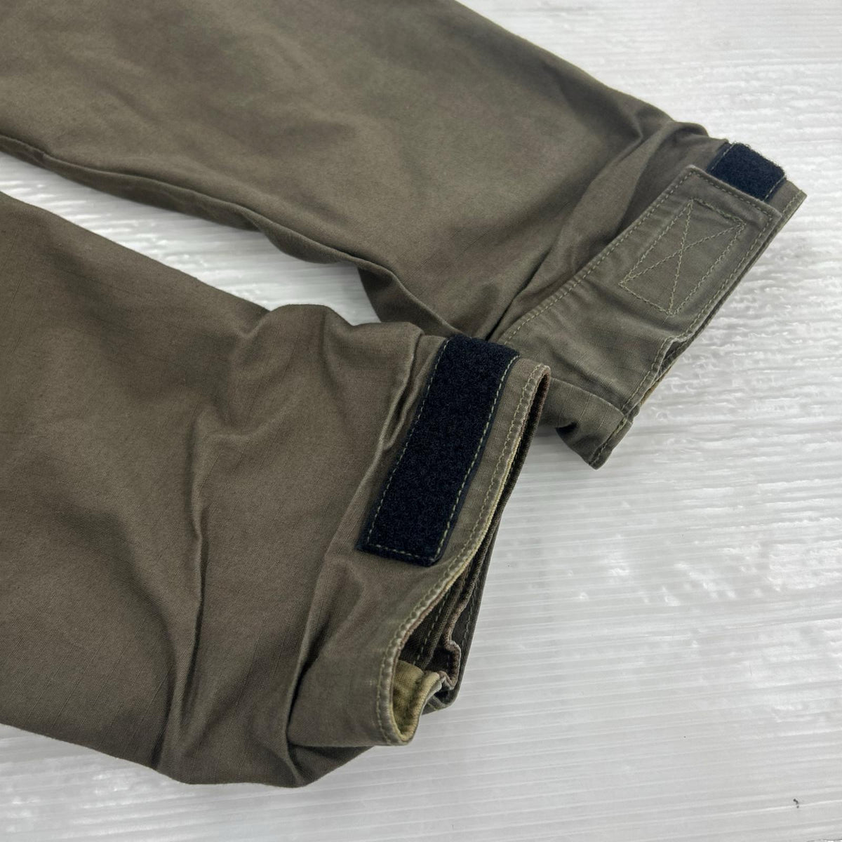 ジャケット リバーシブルパーカー(L) L