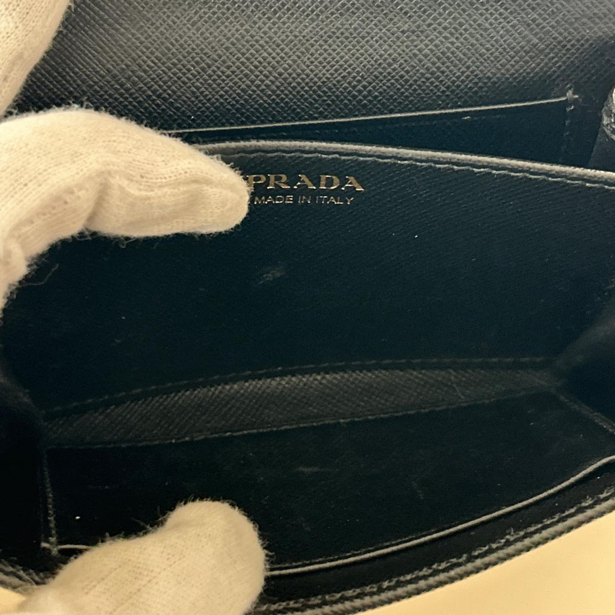 PRADA/サフィアーノ/2つ折りコンパクトウォレット