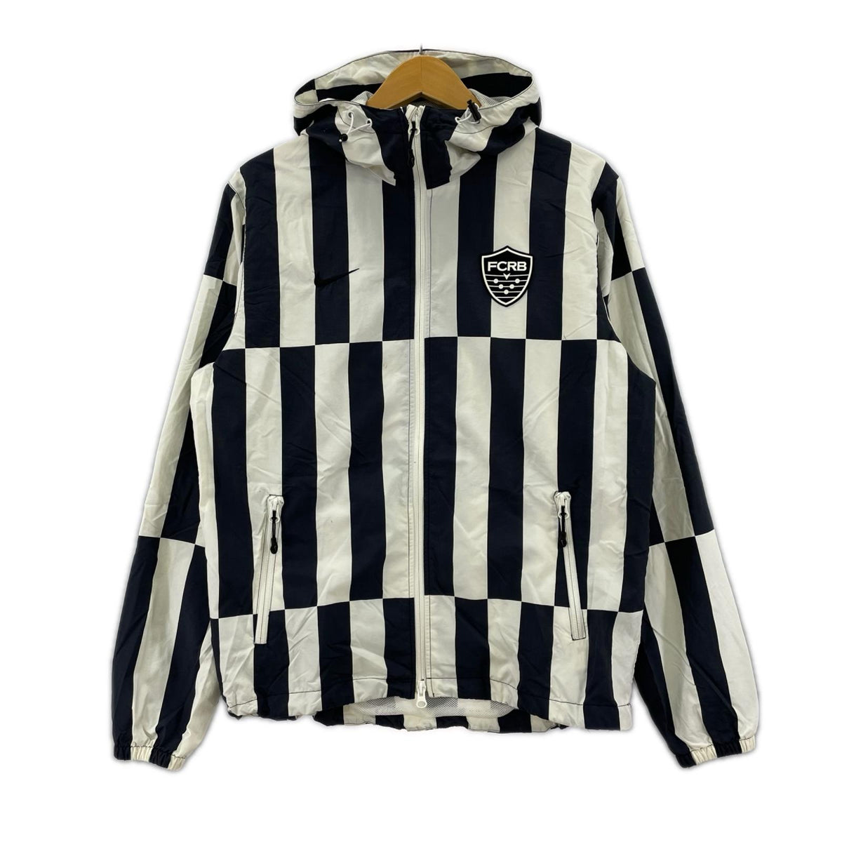 ジャケット NIKE/ナイロンジップアップジャケット/サイズM M