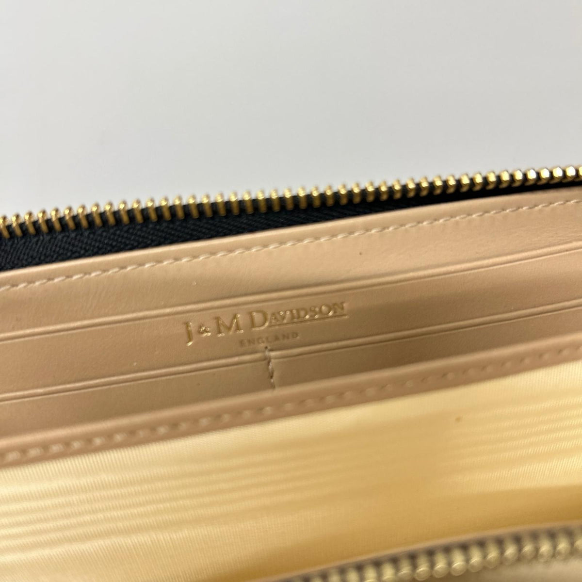長財布 J&M Davidson クロコ型押し ラウンドジップロングウォレット 黒 ブラック
