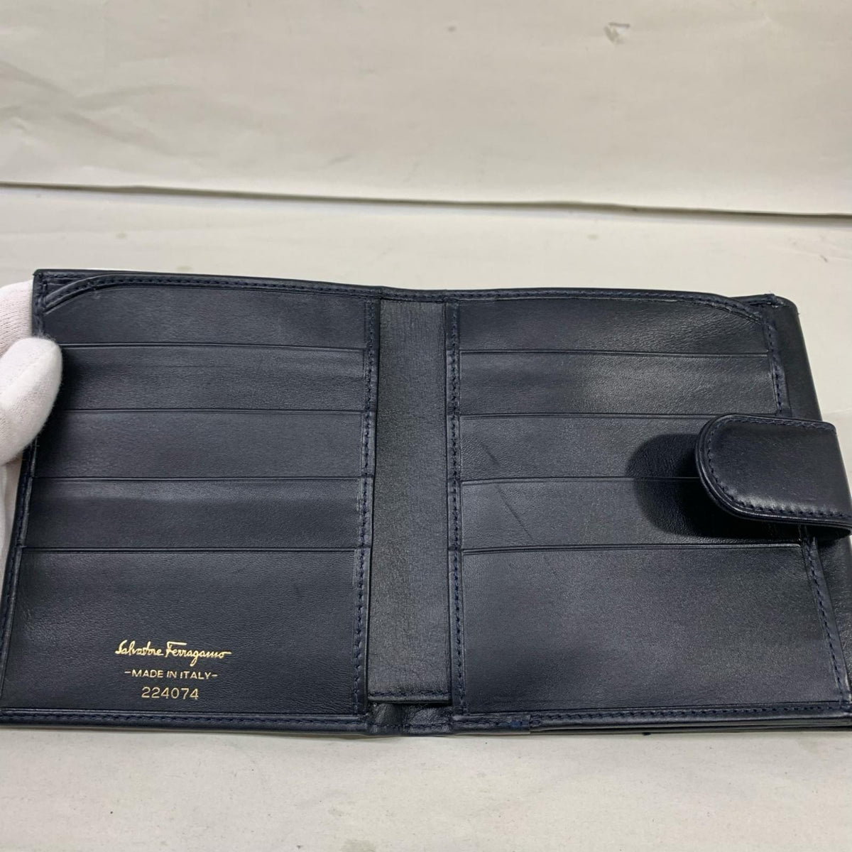 二つ折り財布 レザー ネイビー
