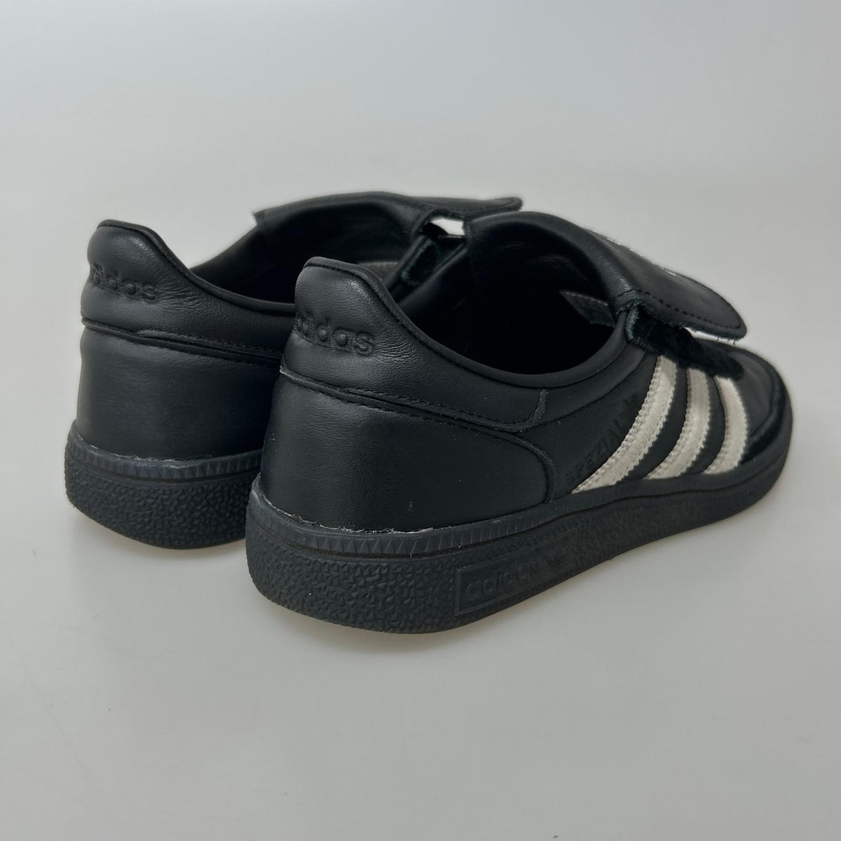 シューズ HANDBALL SPEZIAL SHUKYU (23.5) 24cm (US6 UK5 1/2 EU38) ブラック