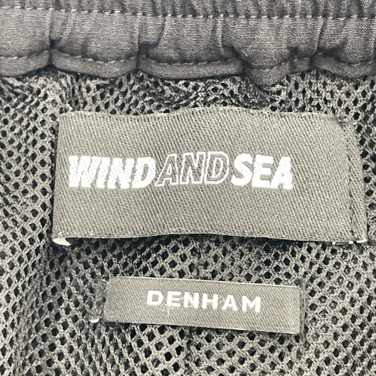ショートパンツ DENHAM ナイロンショートパンツ XL 黒 ブラック