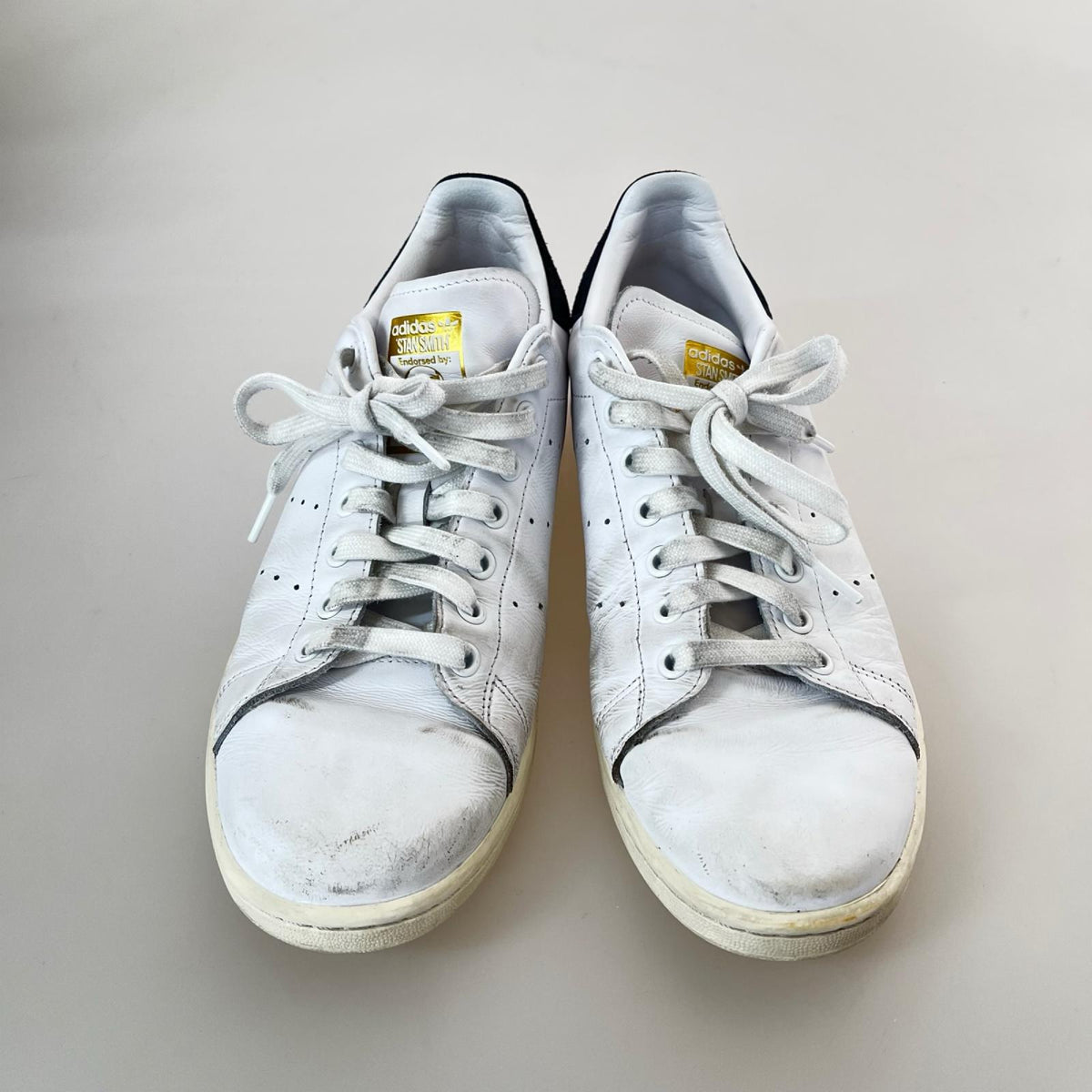 スニーカー stan smith 白 スウェード 黒 (27.5) 27.5cm (US9 1/2 UK9 EU45) ホワイト