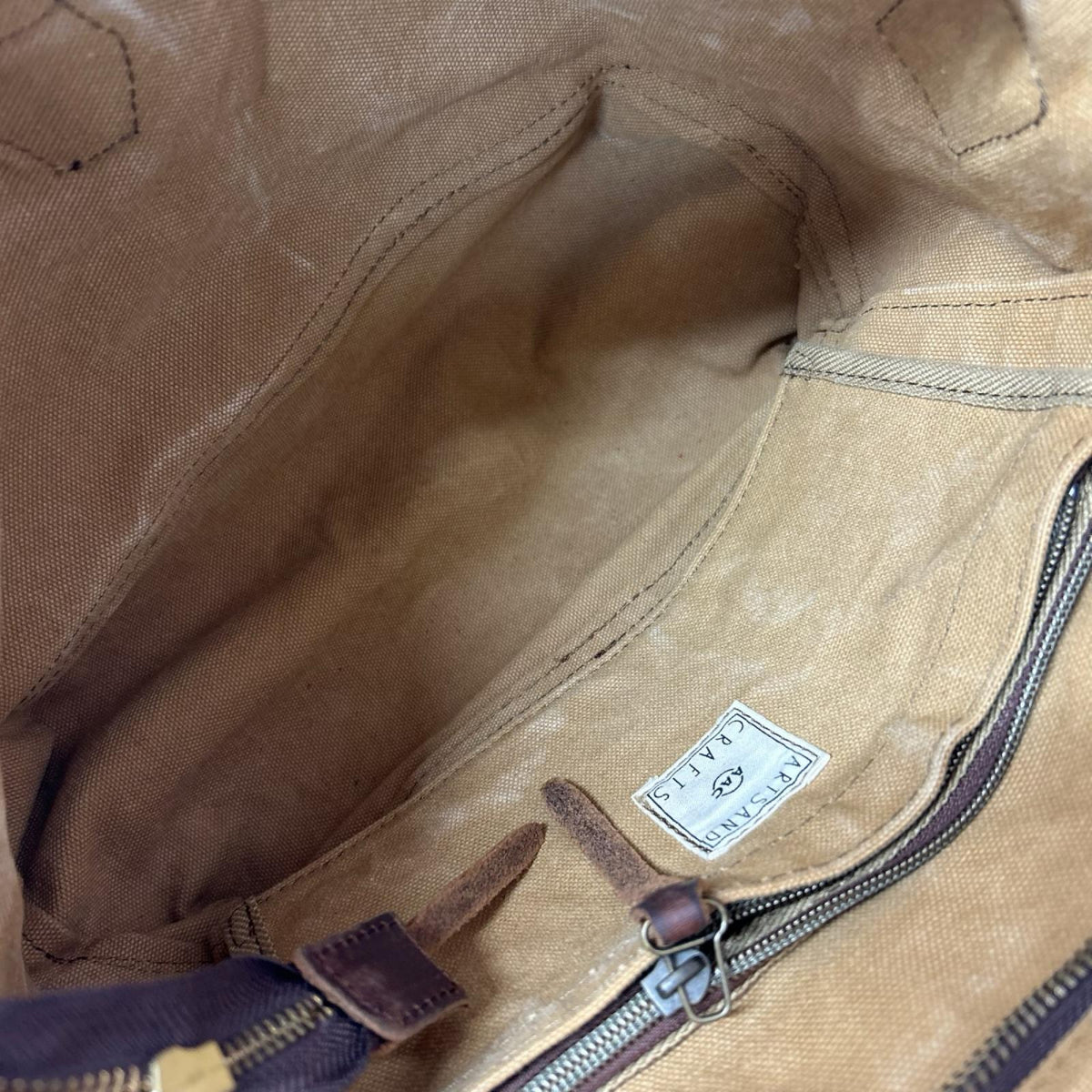 ショルダーバッグ AGING CANVAS CARRYALL SHOULDER S KHK ブラウン
