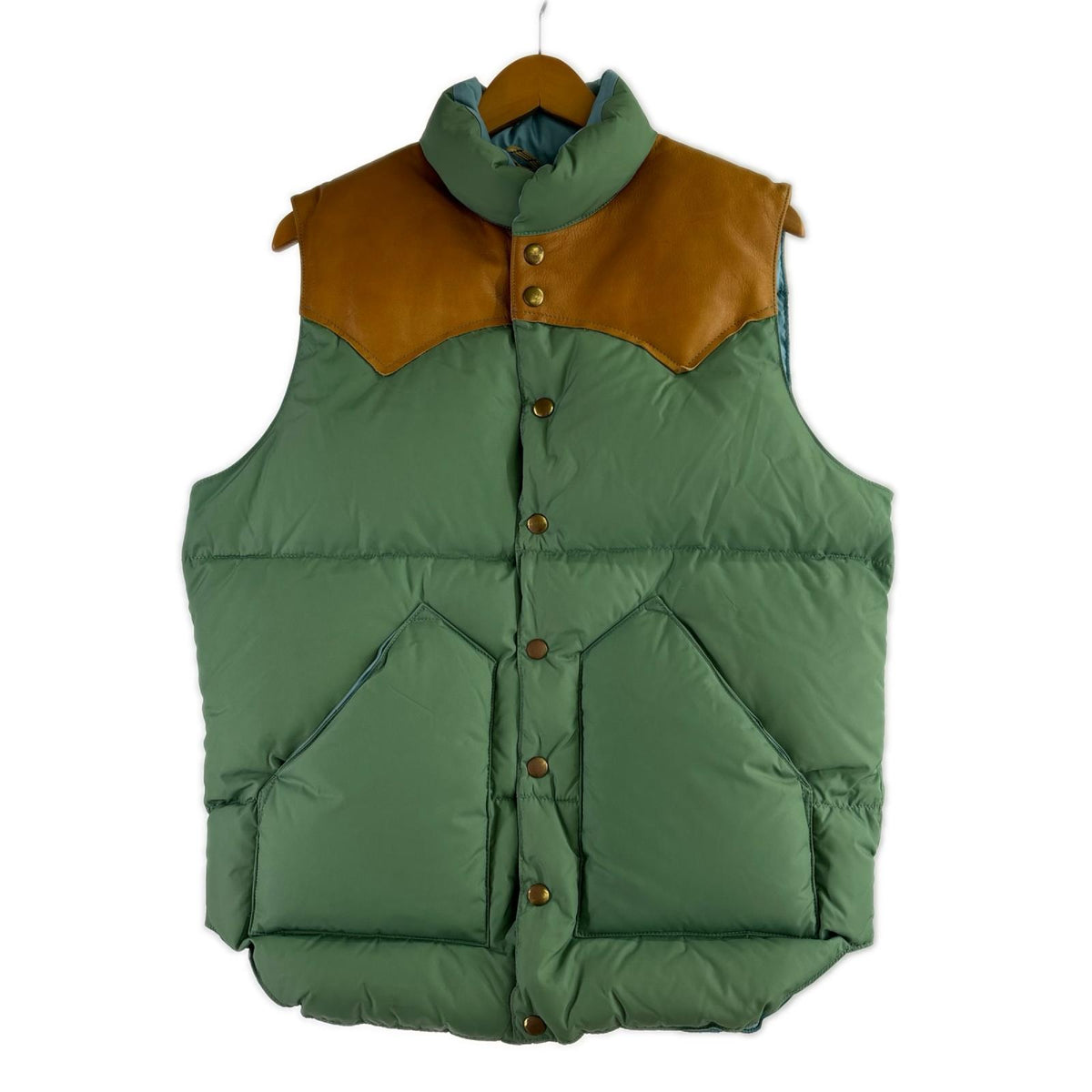 ダウンベスト Rocky Mountain FeatherBed レザーヨークダウンベスト 450-452-01 緑 (40) 40 グリーン