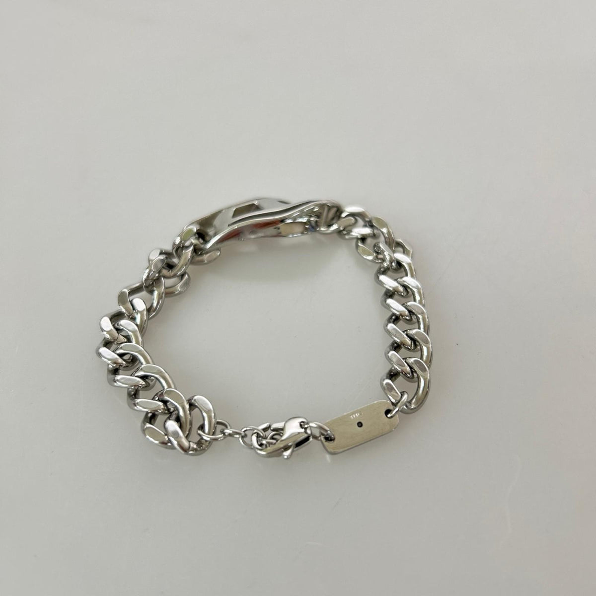 ブレスレット DIESEL Oval D Curve Chain Bracelet DX1432040 シルバー