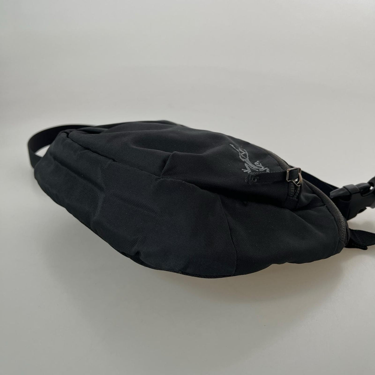 ショルダーバッグ MANTIS2WAISTPACKman 黒 ブラック