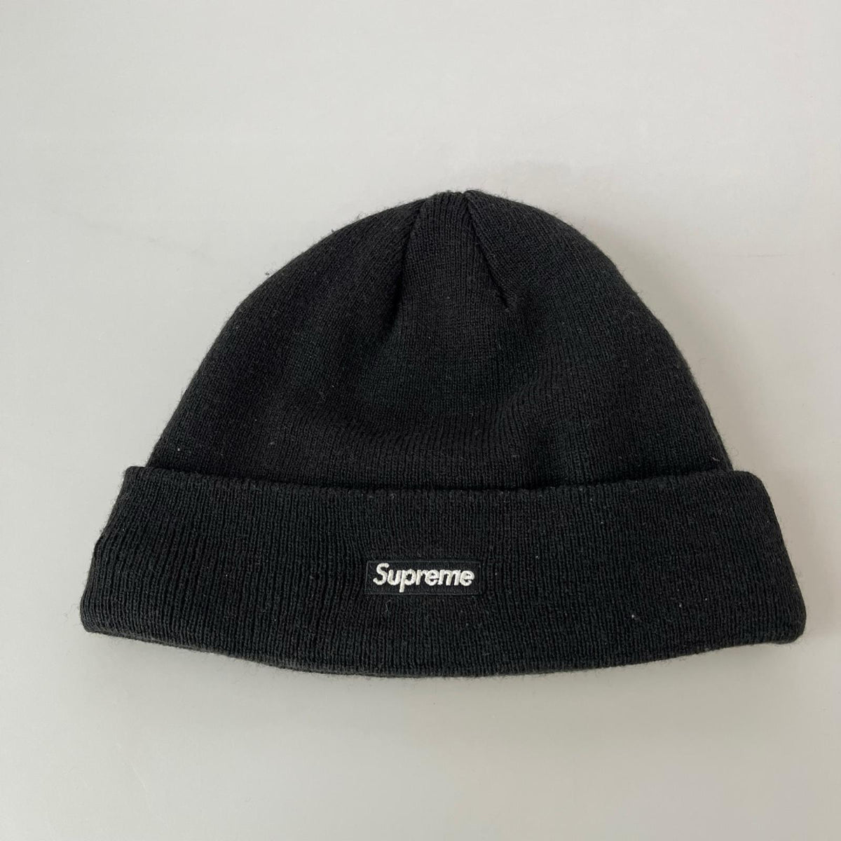 ニットキャップ NEW ERA スモールロゴ ビーニー ブラック