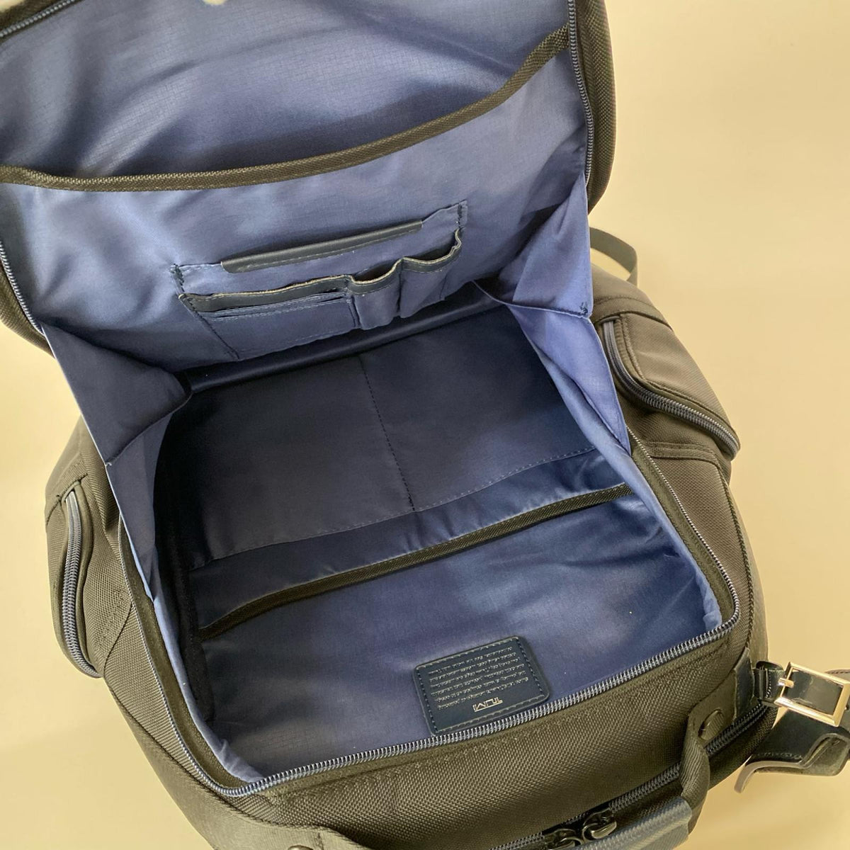 リュック・デイパック TUMI ALPHA3 バックパック ブラック×ネイビー ブラック