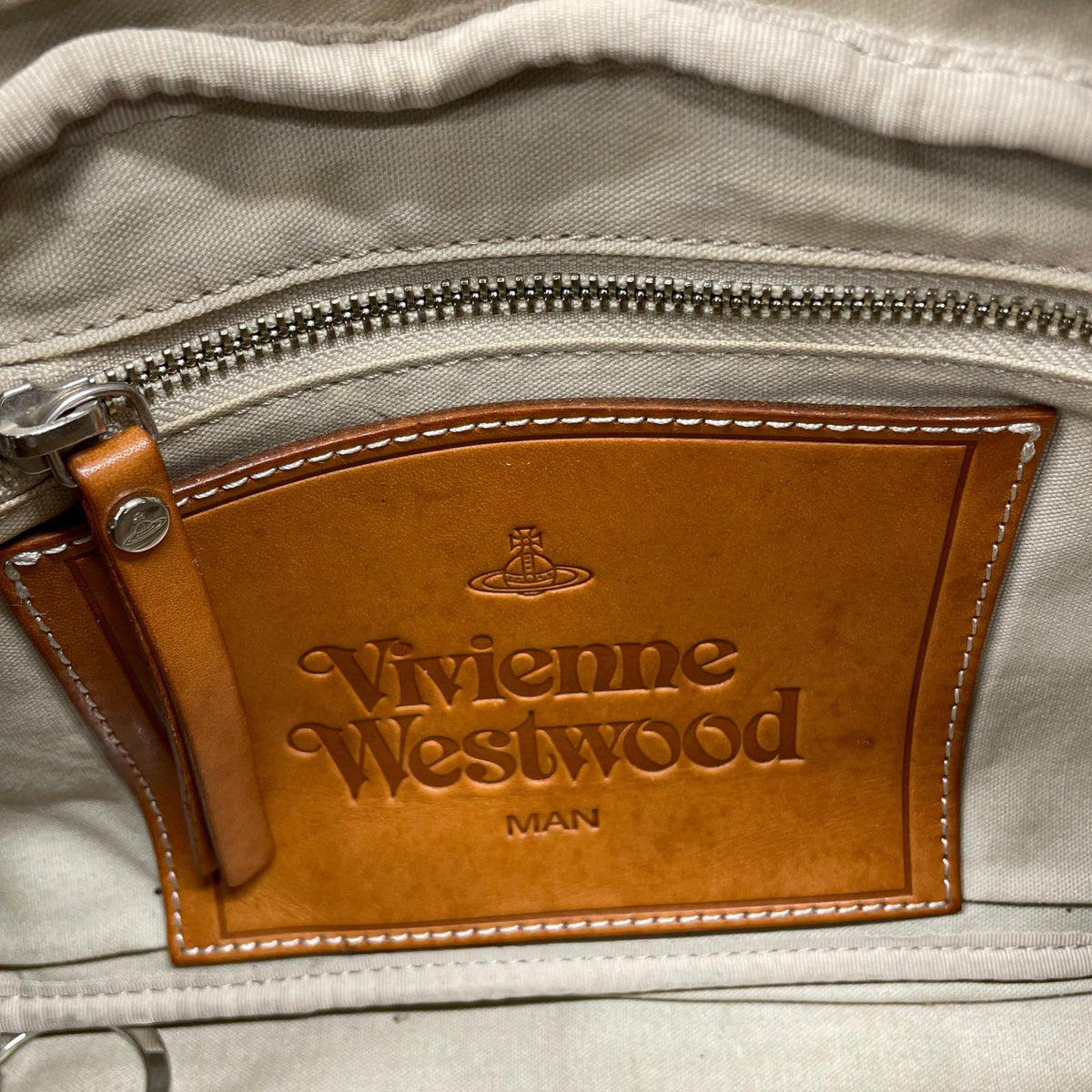 ショルダーバッグ Vivienne Westwood ショルダーバッグ ベージュ