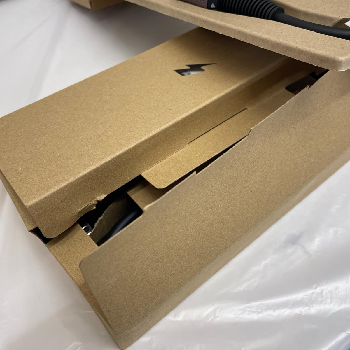 dyson supersonic r HD17 Dyson 理美容家電