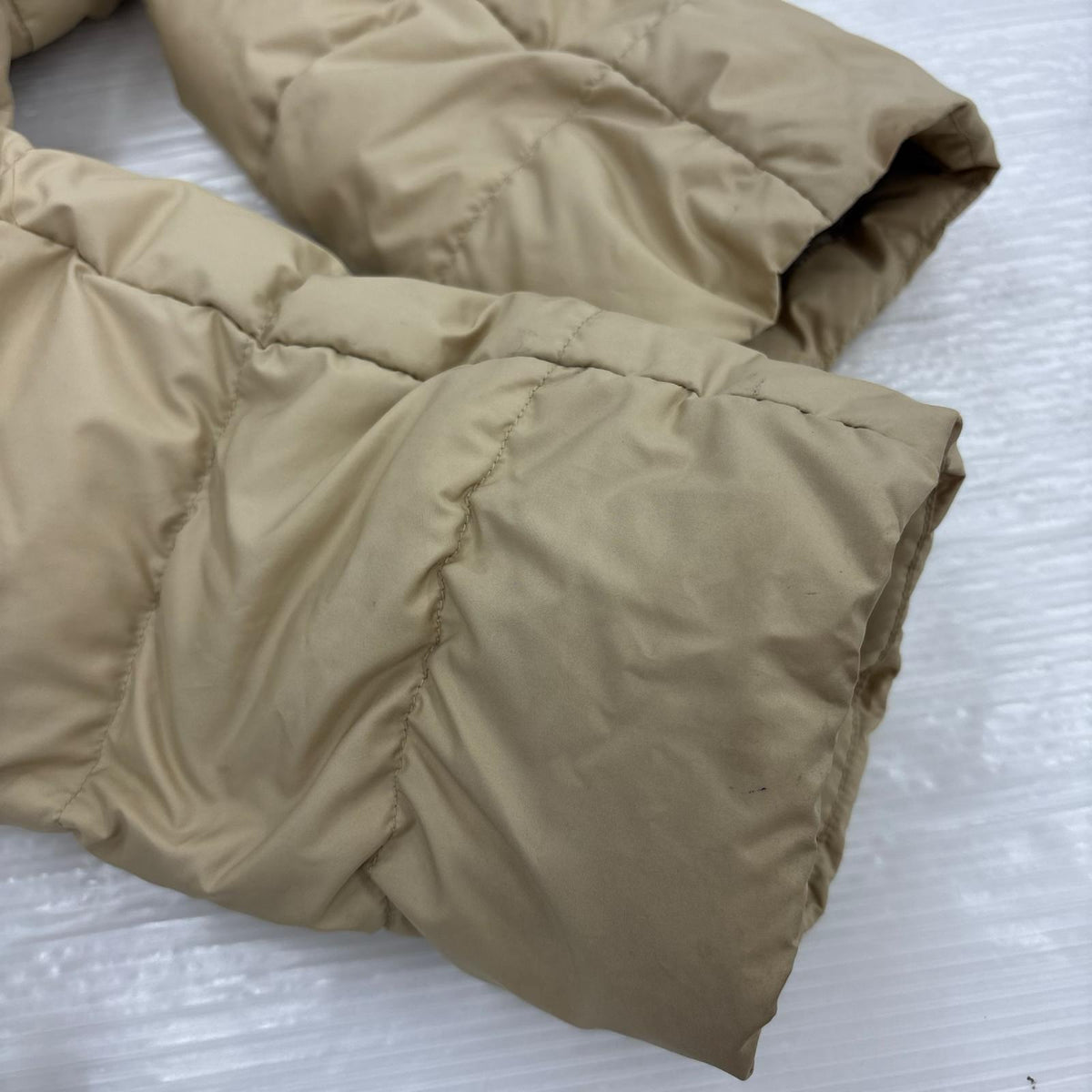 ダウンジャケット 1101550 ※フーディ欠品、汚れ有 ベージュ