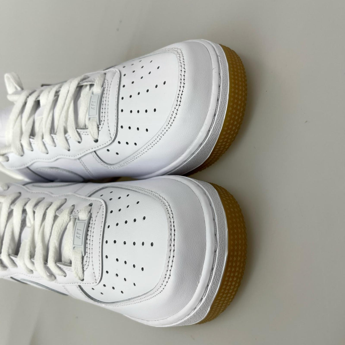 スニーカー AIR FORCE 1 07 white/wht-gum 28cm (US10 UK9 1/2 EU46) ホワイト
