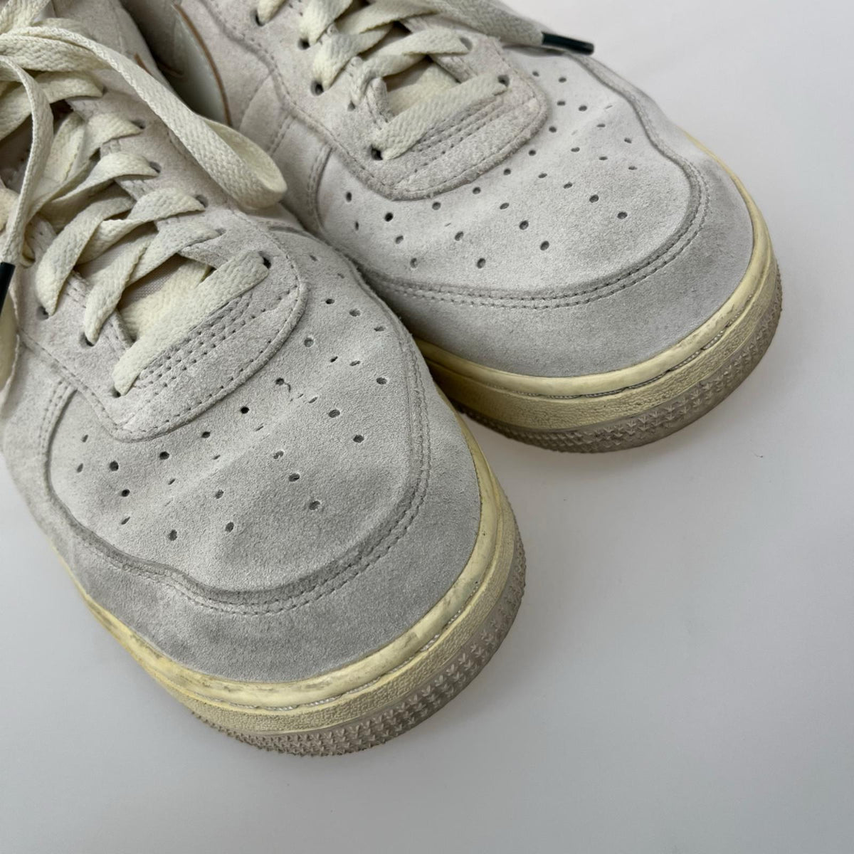 スニーカー Air Force 1 Low '07 アイボリー 27.5cm (US9 1/2 UK9 EU45) ベージュ