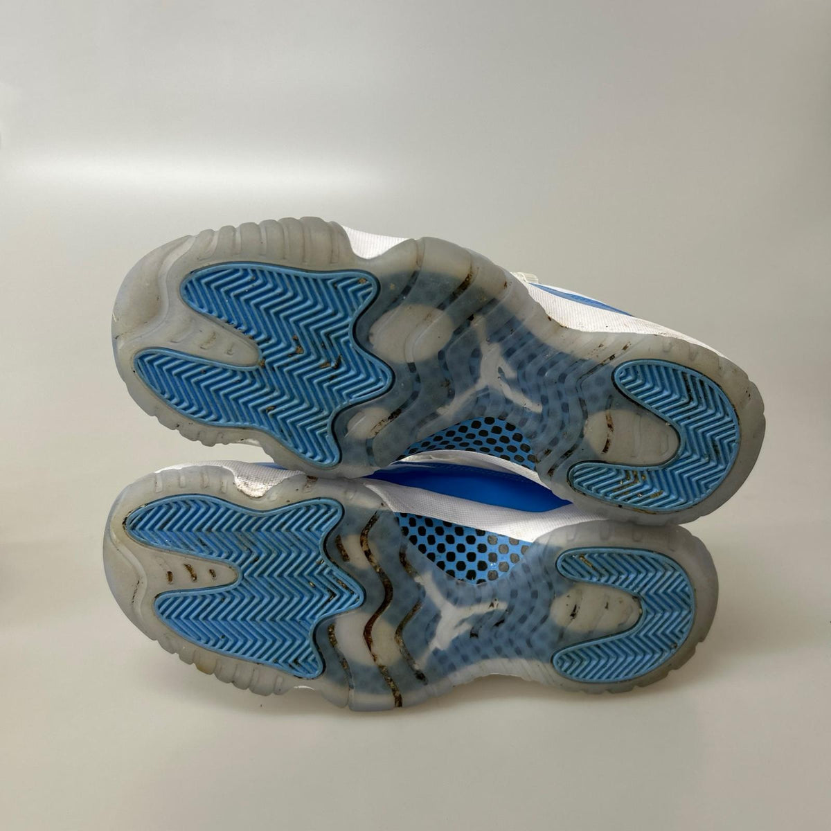 スニーカー AIR JORDAN 11 LOW(26.0) 26cm (US8 UK7 1/2 EU42)