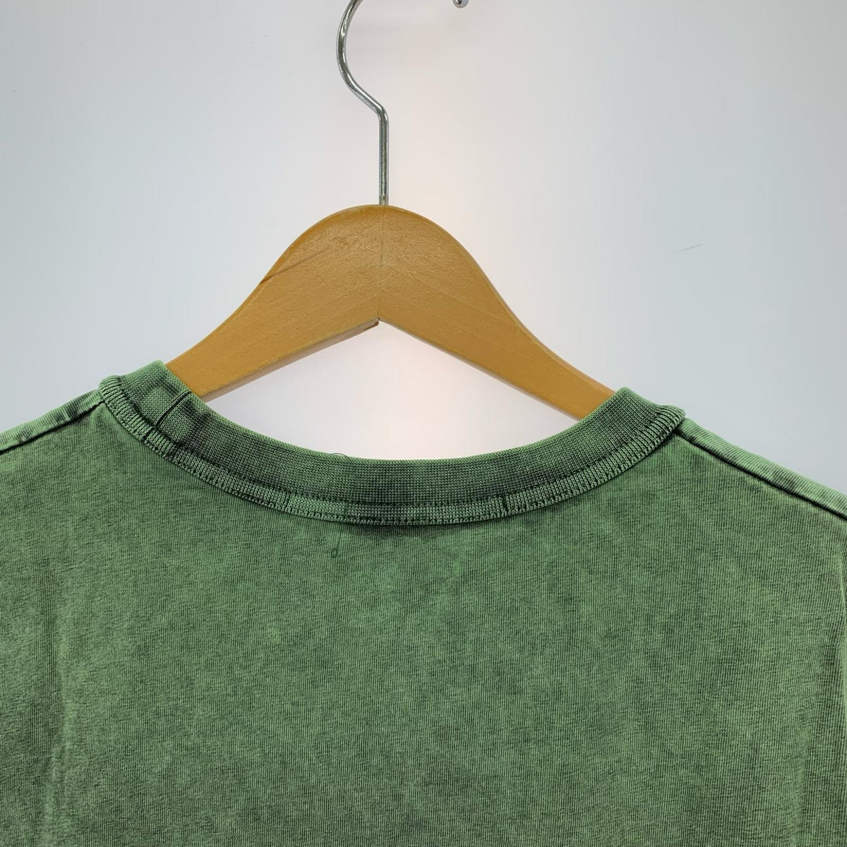 半袖Tシャツ オーバーダイ ロゴ Tシャツ 緑 (S) S グリーン
