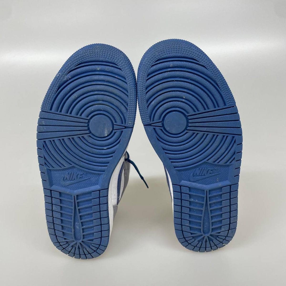 スニーカー NIKE Air Jordan 1 Mid True Blue DQ8426-014 (27) 27cm (US9 UK8 1/2 EU44)
