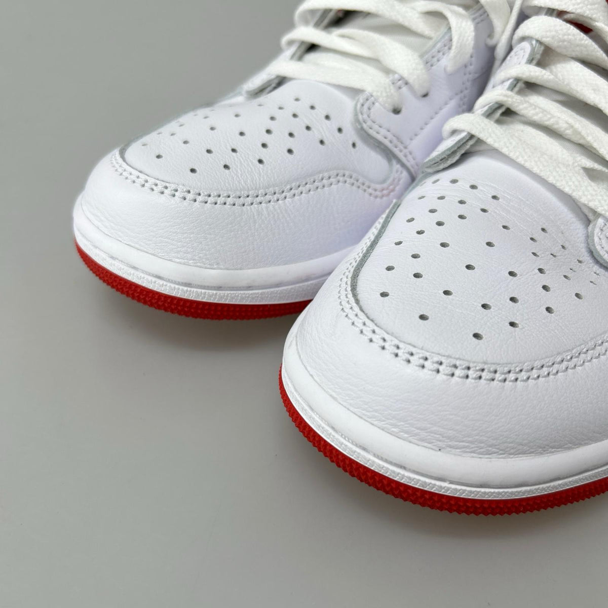 スニーカー AIR JORDAN 1 RETRO LOW OG 28cm 28cm (US10 UK9 1/2 EU46) ホワイト