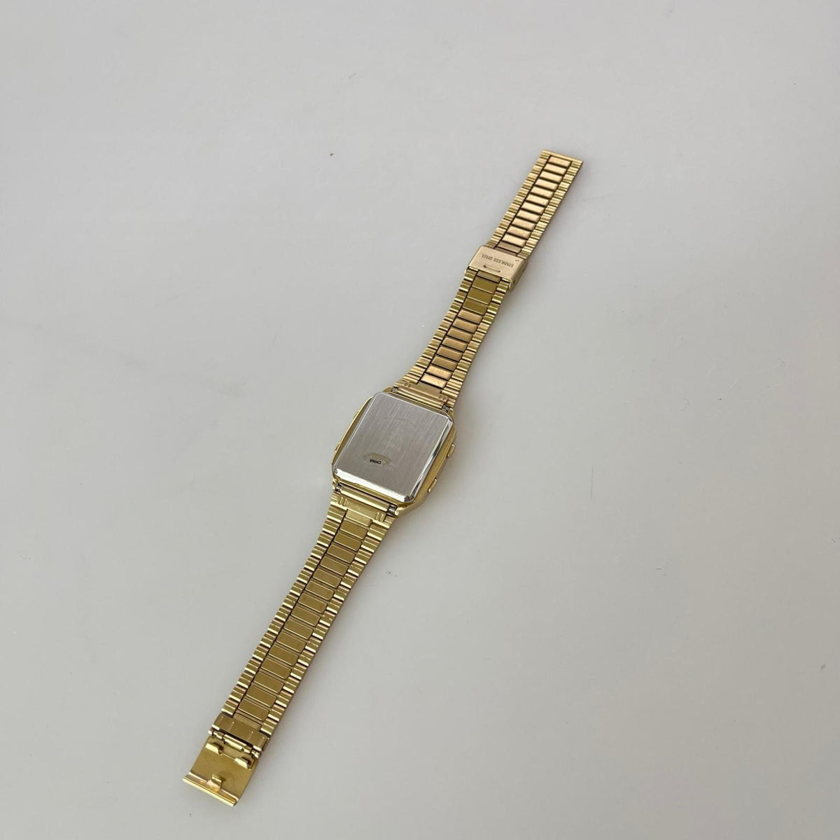 腕時計 TIMEX ゴールド