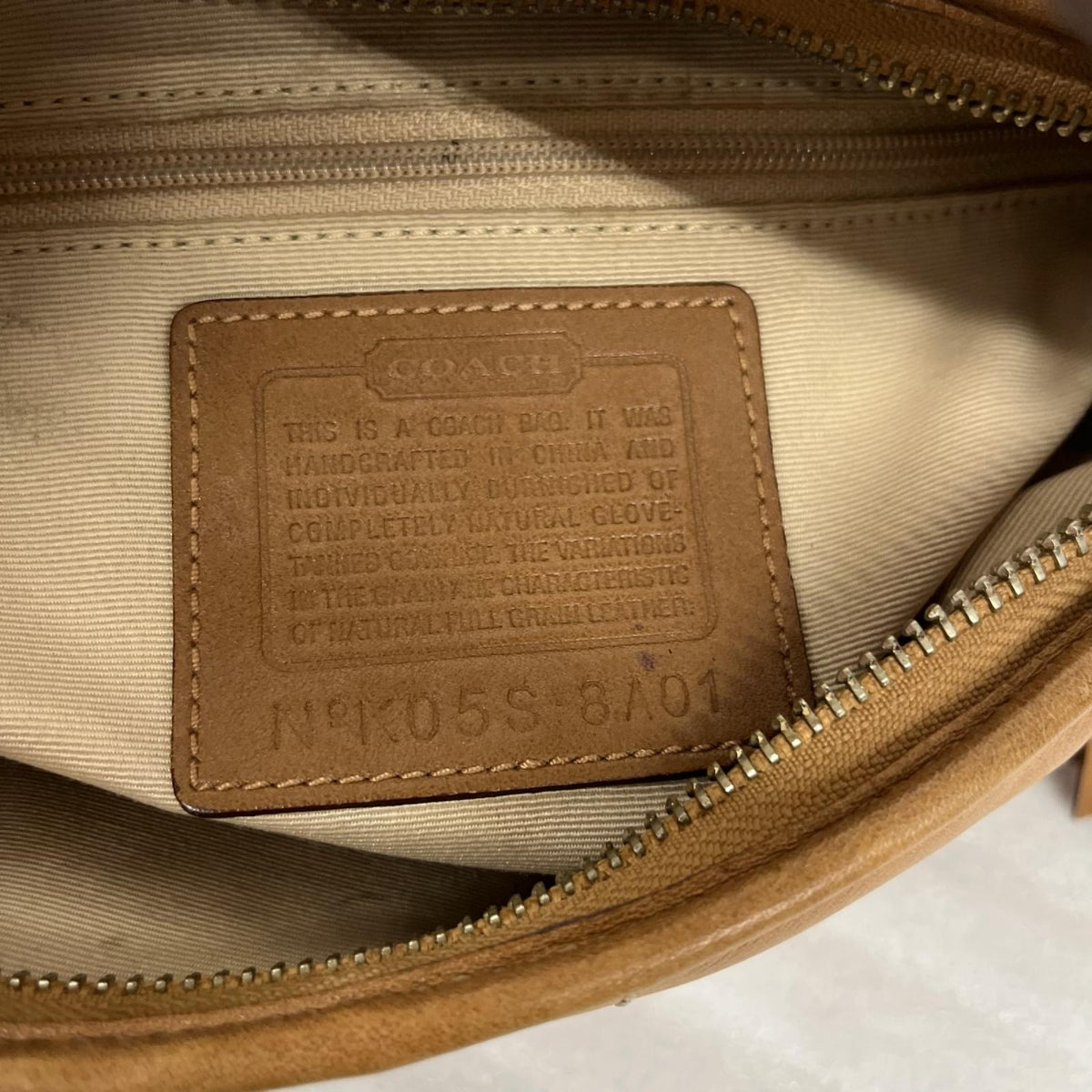 COACH レザーショルダーバッグ 8A01