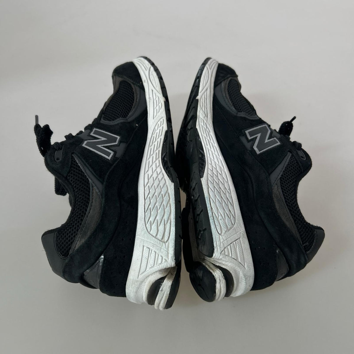 スニーカー M2002RBK BLK (28.5) 28.5cm (US10 1/2 UK10 EU47) ブラック
