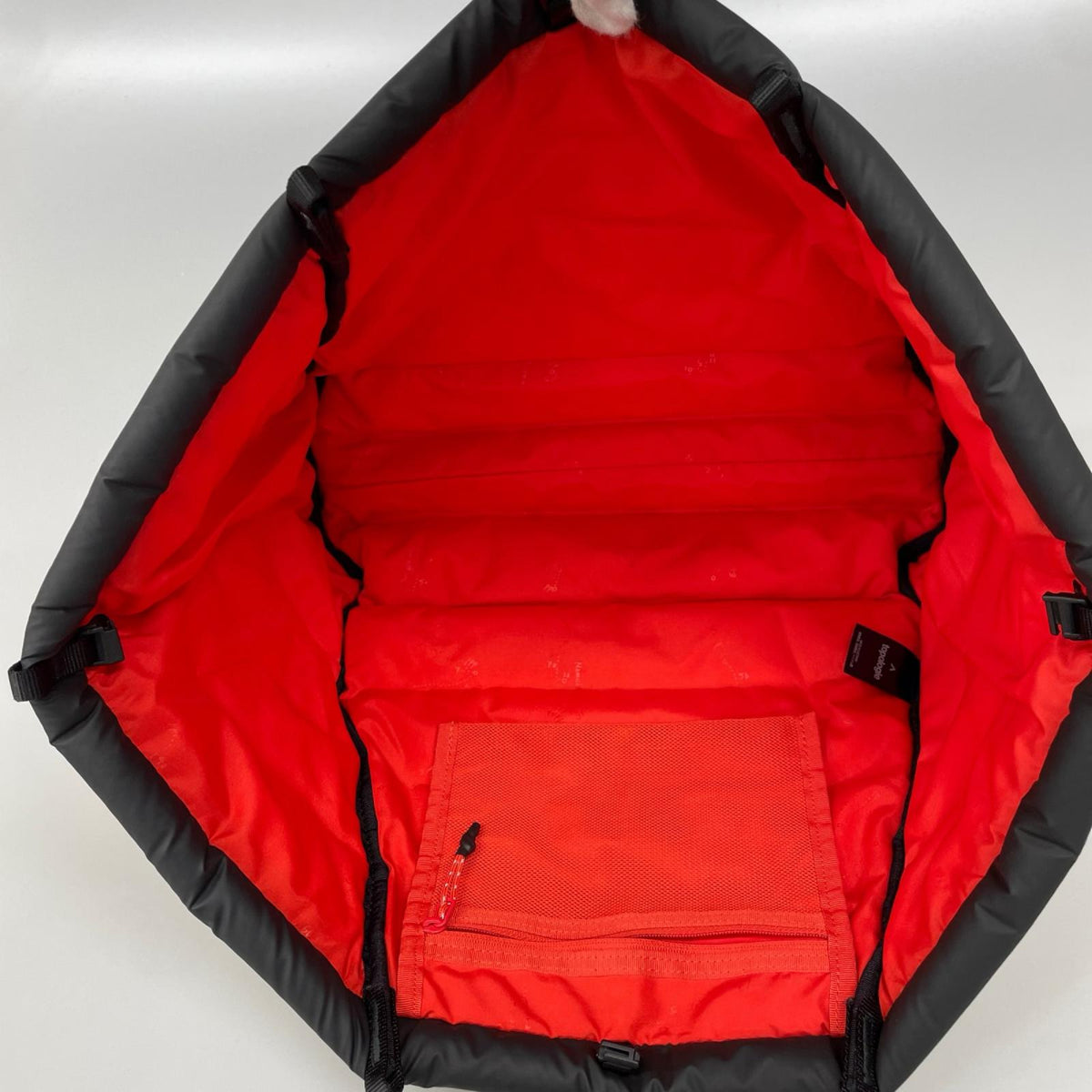 トートバッグ . トートバッグ topologie Puffer Tote Medium 黒 ブラック