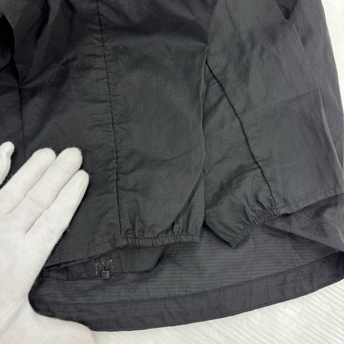 マウンテンパーカー Houdini Jacket 黒 (S) S ブラック