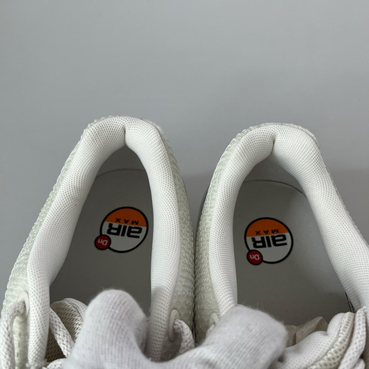 スニーカー AIR MAX DN PHANTOM/PHANTOM-LIGHT BONE 28cm (US10 UK9 1/2 EU46) ホワイト